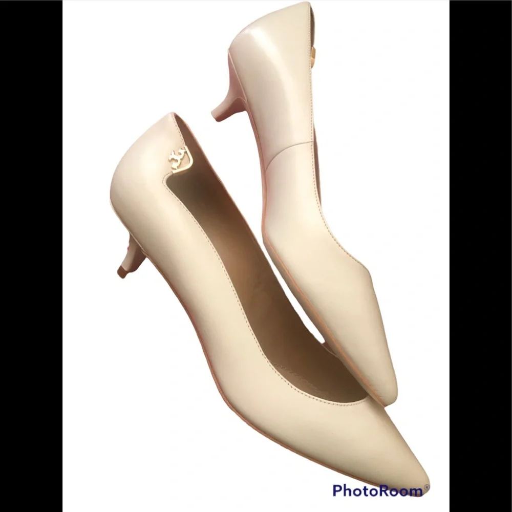 Tory Burch Elizabeth Pointed Toe Leather Pump